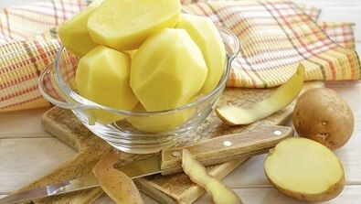 Masque à la pomme de terre pour rajeunir la peau du visage